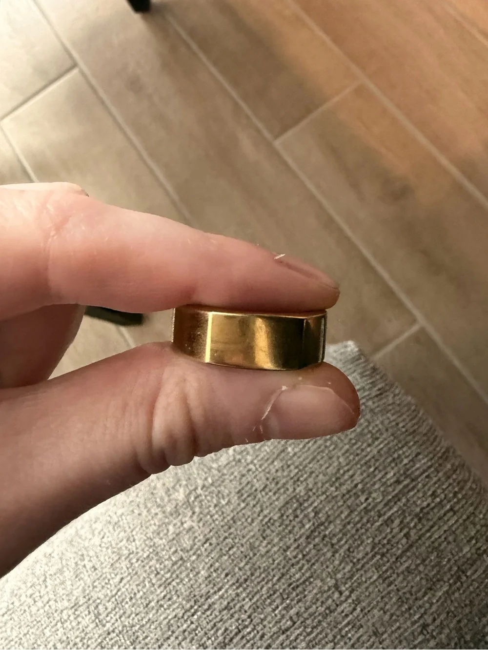 Oura Gold Smart Ring Size 8